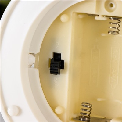 Ночник Арте LED от батареек 3хААА белый 11х11х20 см