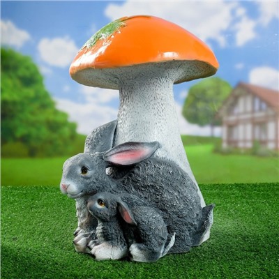 Садовая фигура "Гриб подосиновик с зайцами лежачими" 45х34см
