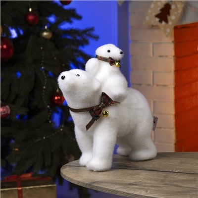 Светодиодная фигура «Медведица и медвежонок» 27 × 26 × 12 см, флок, батарейки ААх2 (не в комплекте), свечение тёплое белое