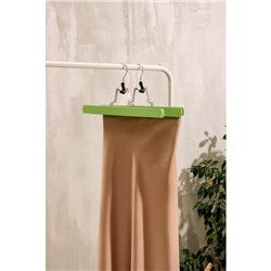 Вешалка-зажим деревянная для брюк и юбок SAVANNA «Тэри», 30×16×2 см, цвет зелёный
