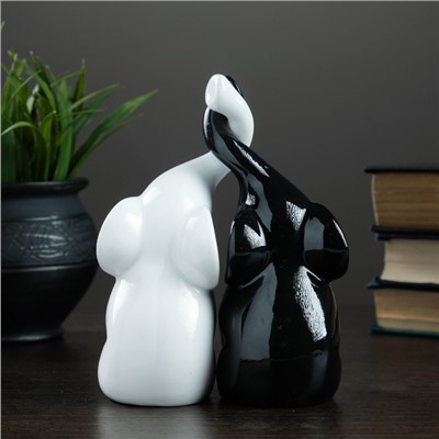 Фигура "Пара слонов" черный/белый, 7х12х16см