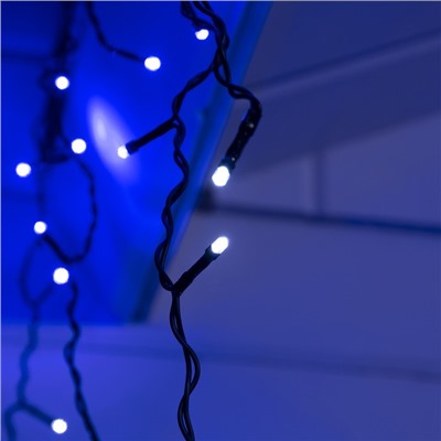 Гирлянда «Бахрома» 4 × 0.6 м, IP44, тёмная нить, 180 LED, свечение синее, мерцание белым, 220 В