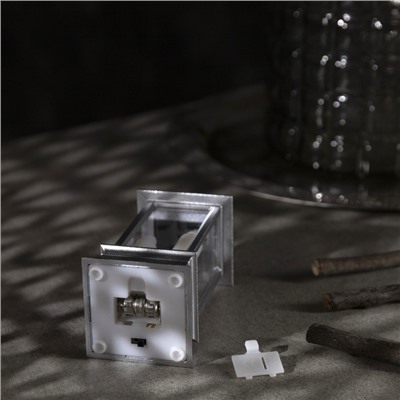 Светодиодная фигура «Серебристый фонарь со свечками» 5.5 × 13 × 5.5 см, пластик, батарейки AG13х3, свечение тёплое белое