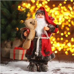 Дед Мороз "В красной шубке с мишкой" 45см