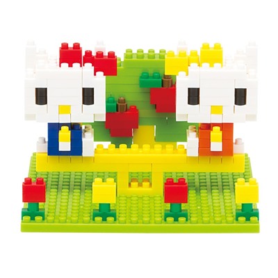 nanoblock Hello Kitty и Mimmy в парке