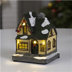 Светодиодная фигура «Рождественский дом» 9 × 10 × 9 см, полистоун, батарейки АААх2 (не в комплекте), свечение тёплое белое