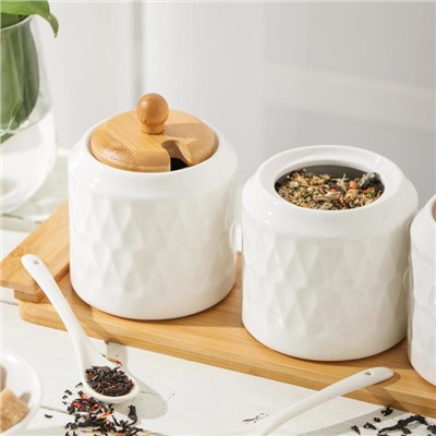 Набор банок керамический для сыпучих продуктов Доляна «Эстет. Герда. Тюльпан», 3 предмета на деревянной подставке