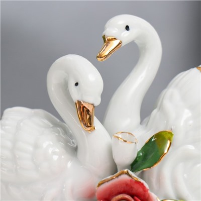 Сувенир керамика "Два лебедя с розой" страза 8х10,5х4 см