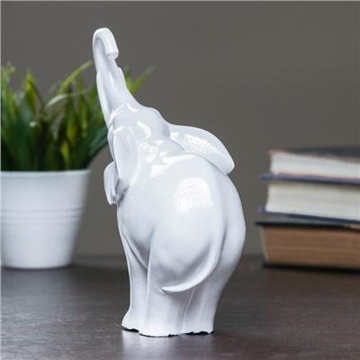 Фигура "Слон" белый, 15х8х18см
