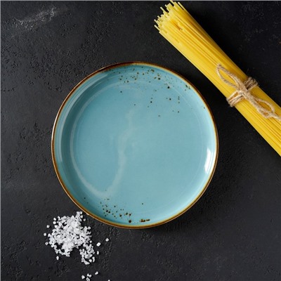 Тарелка фарфоровая с бортиком Magistro «Церера», d=20 см, цвет голубой