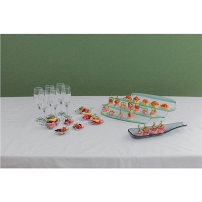Блюдо стеклянное сервировочное Magistro «Авис», 24,5×17×3,5 см, цвет прозрачный