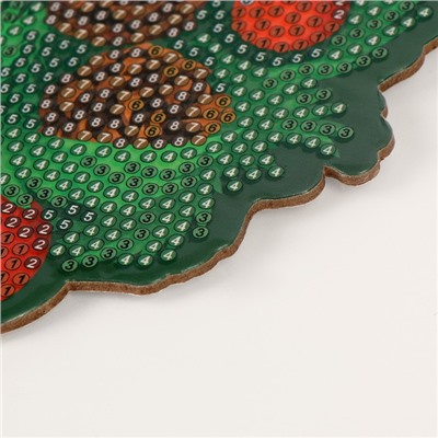Новогодняя алмазная мозаика с полным заполнением на фигурке. Новогодний венок «Волшебный Новый год», 20 х 20 см