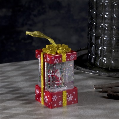 Светодиодная фигура «Дед Мороз в красном подарке» 6.3 × 11.5 × 6.3 см, пластик, блёстки, батарейки АААх3 (не в комплекте), свечение тёплое белое