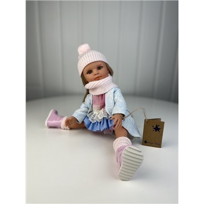 Кукла Нина, блондинка, в голубом пальто и розовой шапке, 33 см , арт. 33105