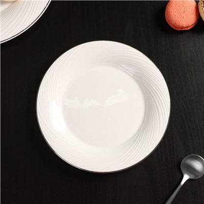 Тарелка фарфоровая пирожковая с утолщённым краем Magistro La Perle, d=16 см, цвет белый