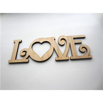 Декоративная табличка "Love"
